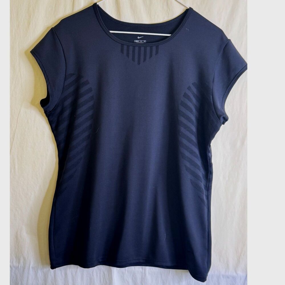 Women's Nike Dri Fit Black Athletic Short-Sleeve Top Textured Side Panels Size L